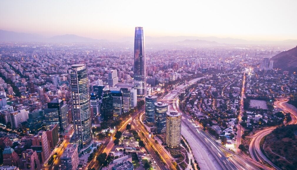 SANTIAGO-1010-1010x578